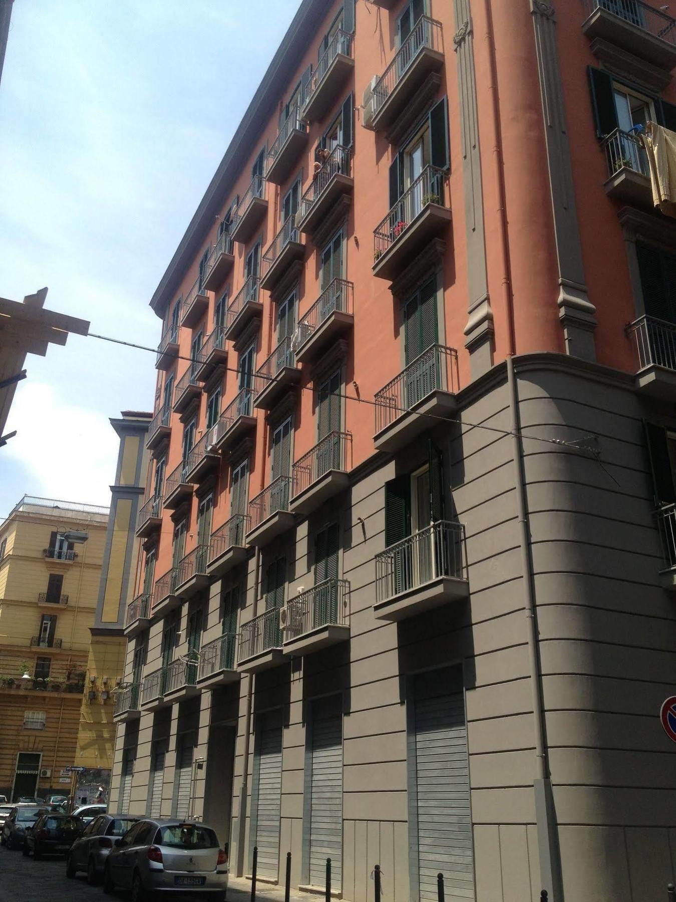 Vivere Napoli Bagian luar foto